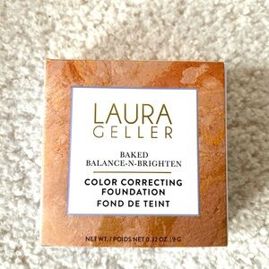 Laura Geller Baked Balance-N-Brighten Fair Foundation